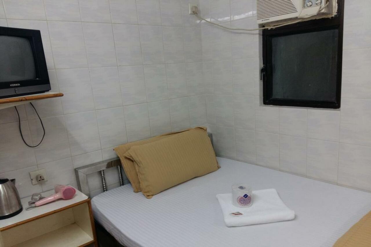 New Yan Yan Guest House Reception 9Th Floor Flat E4 E6 Hong Kong Esterno foto