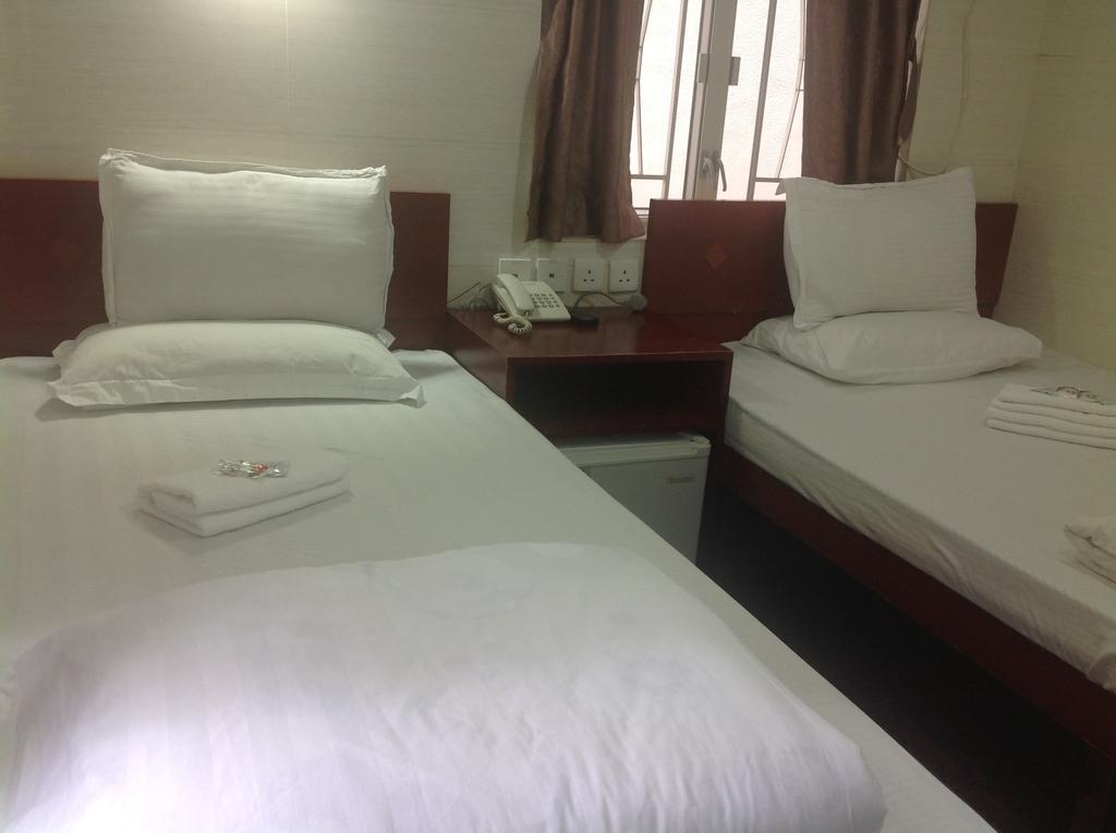 New Yan Yan Guest House Reception 9Th Floor Flat E4 E6 Hong Kong Esterno foto